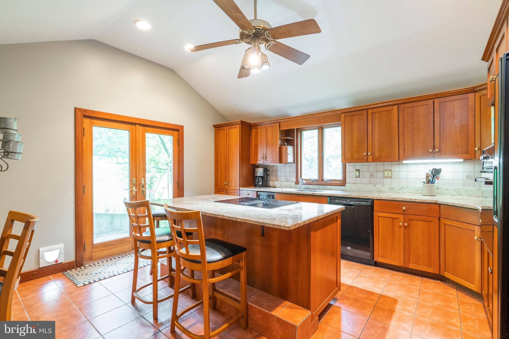 805 Brower Road Wayne, PA 19087 - Photo 8 of 33