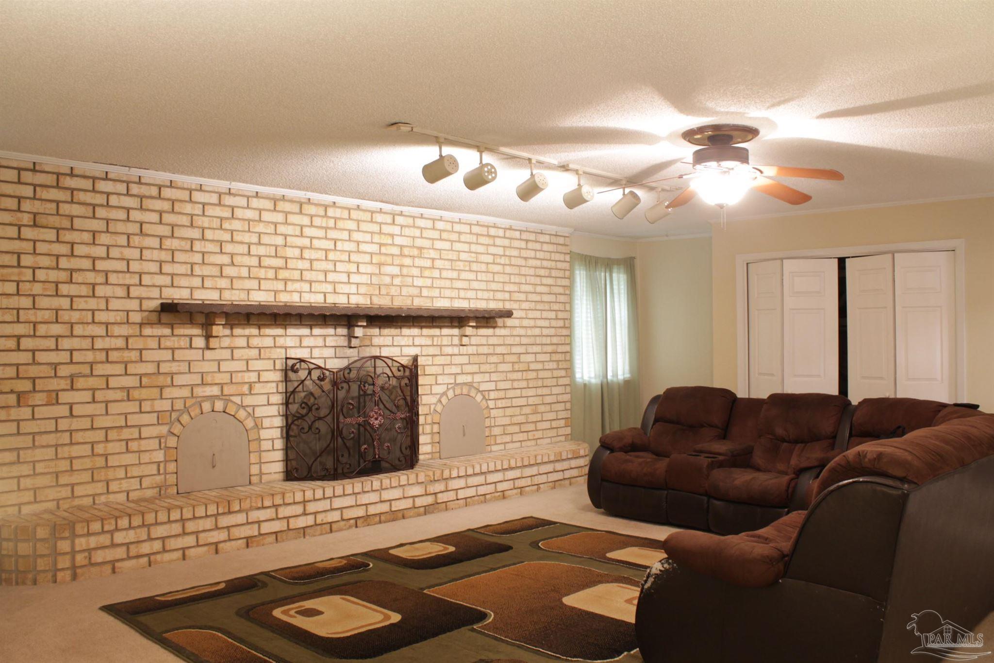 7270 Belgium Road Pensacola, FL 32526 - Photo 4 of 18