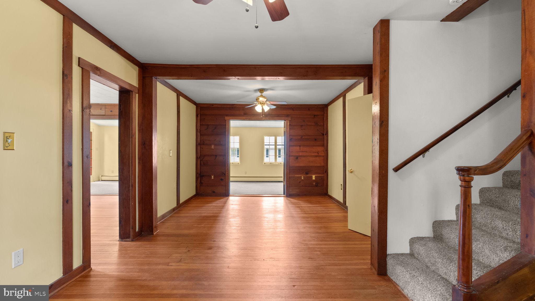 511 Tulip Road Riva, MD 21140 - Photo 14 of 55 Living Room