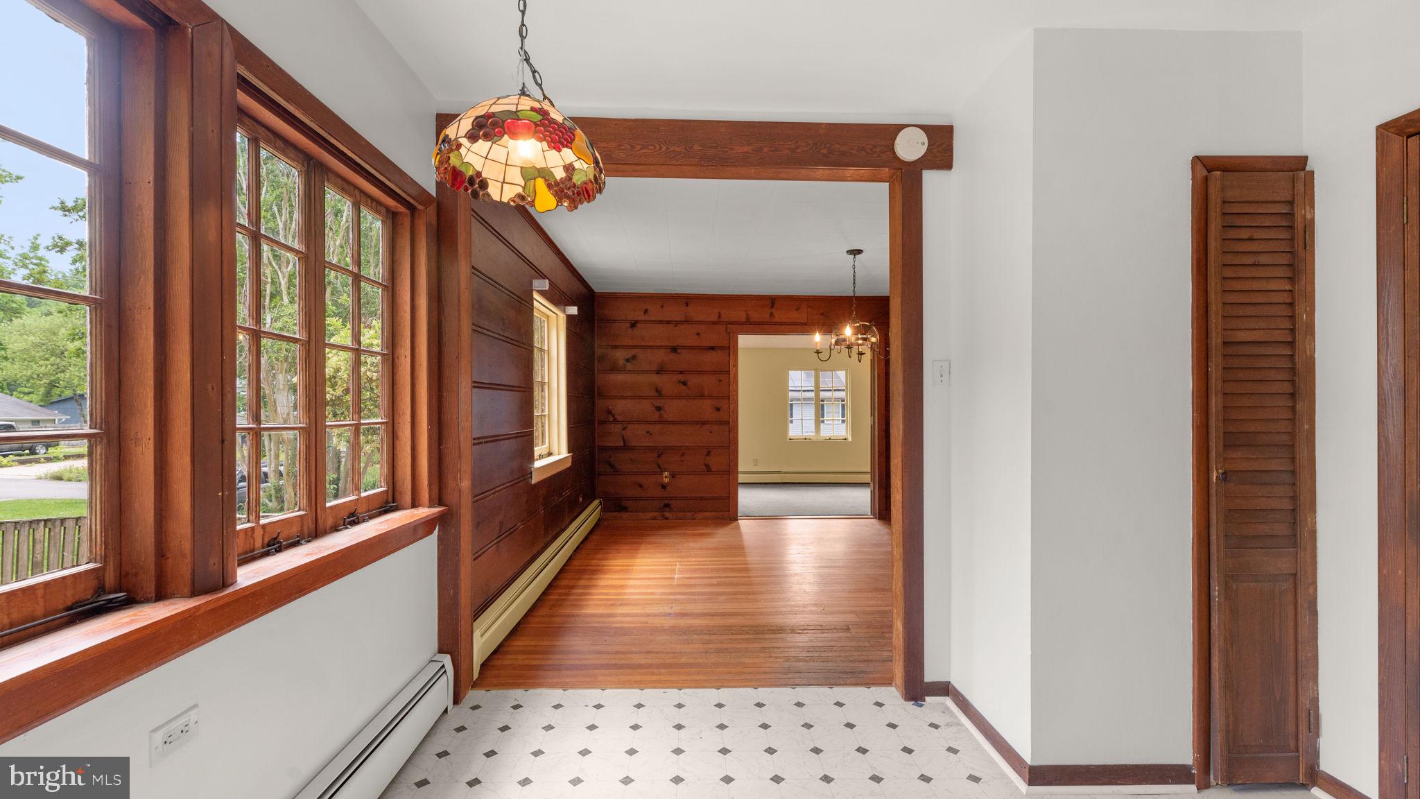 511 Tulip Road Riva, MD 21140 - Photo 20 of 55 Breakfast Area