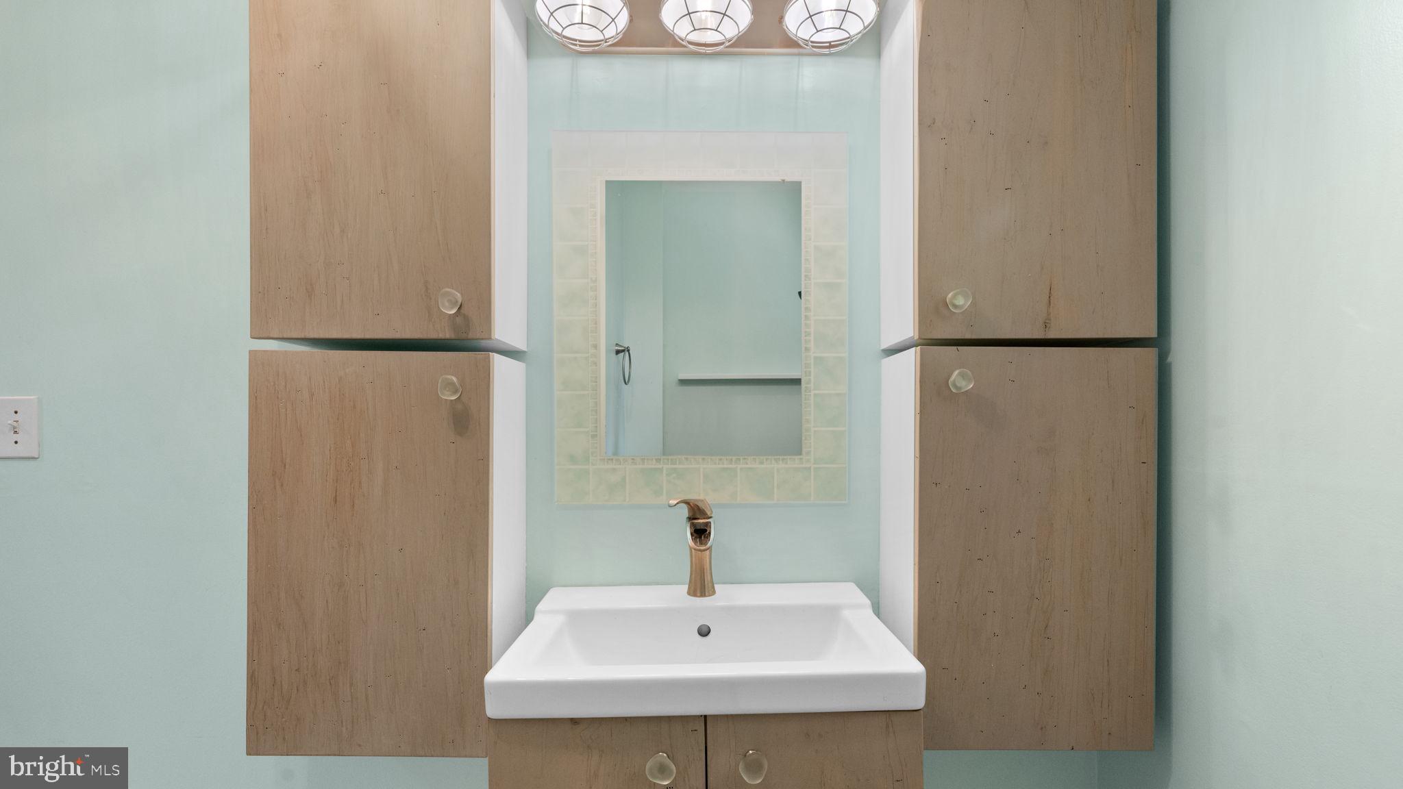 511 Tulip Road Riva, MD 21140 - Photo 23 of 55 Bathroom