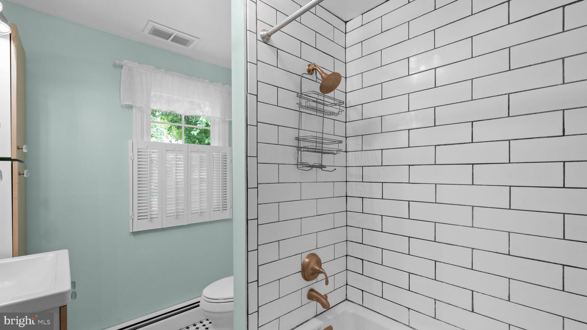 511 Tulip Road Riva, MD 21140 - Photo 24 of 55 Bathroom