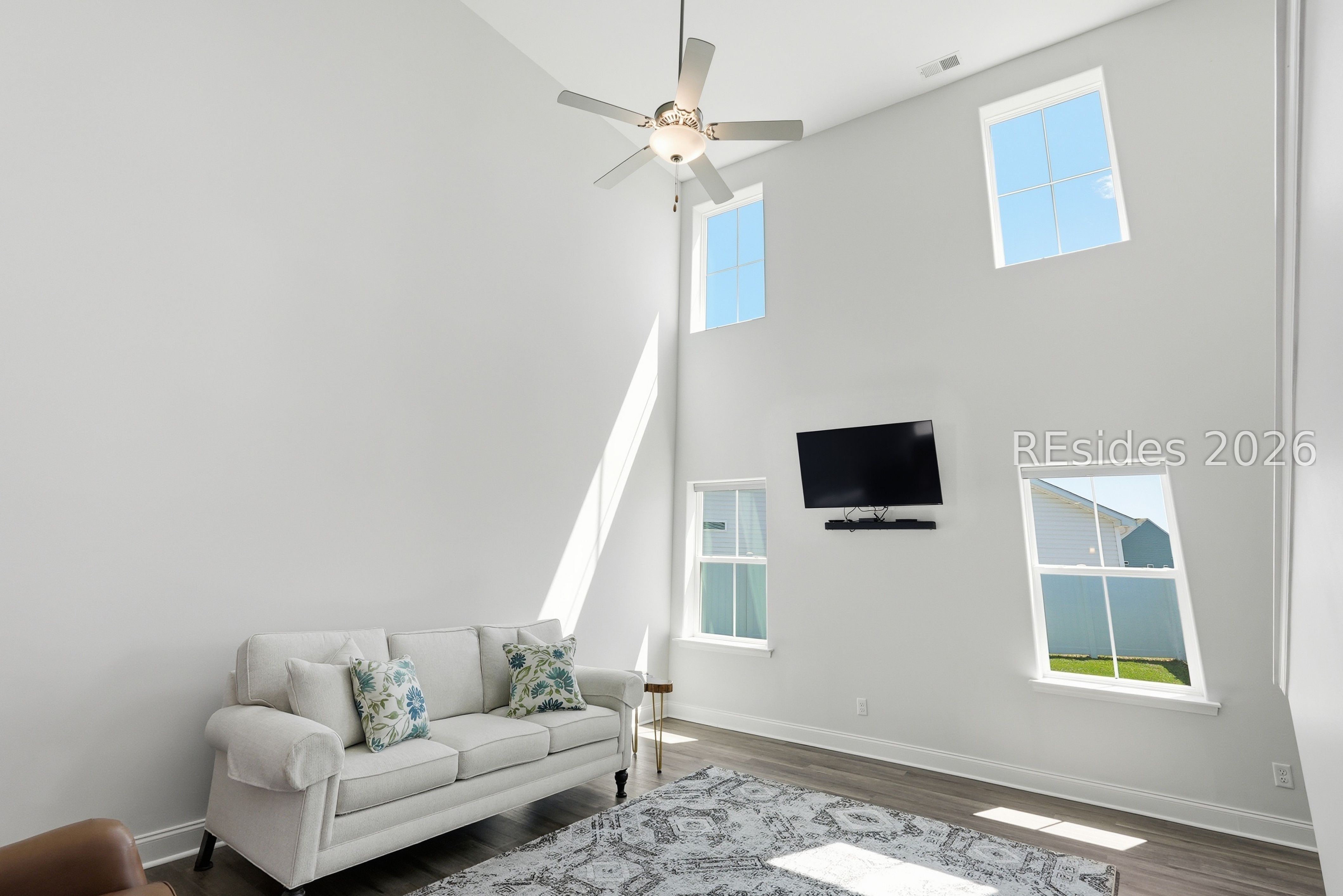 284 Sergeant Jasper Circle Ridgeland, SC 29936 - Photo 19 of 51 Living Room