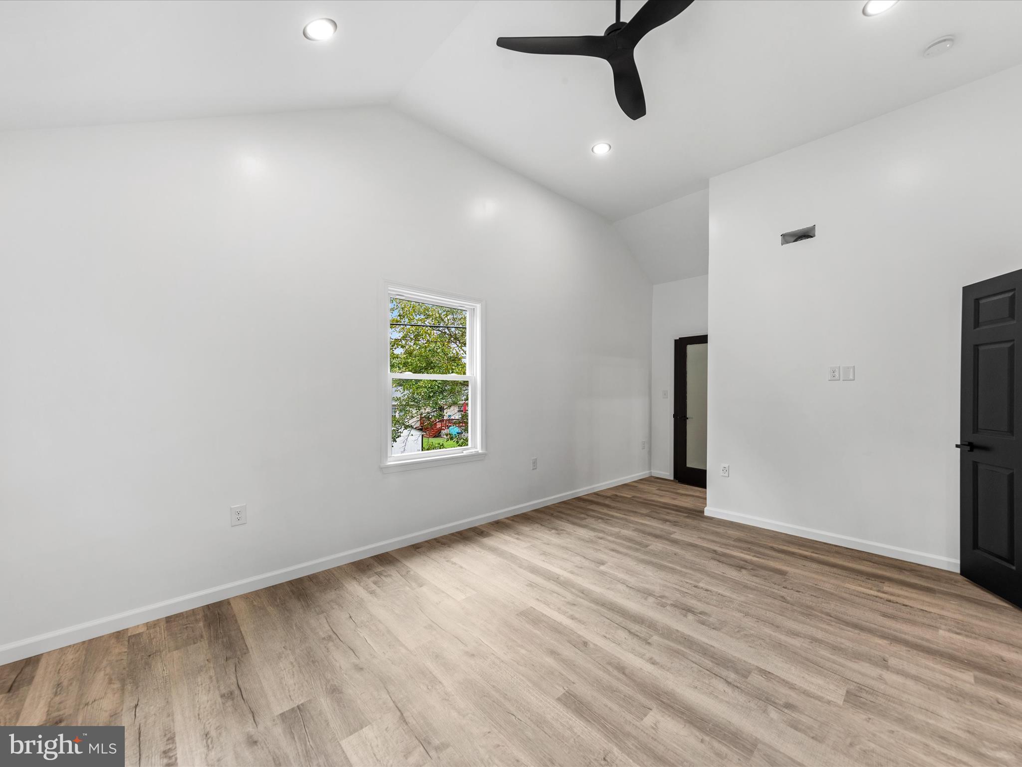 700 Moores Avenue Cambridge, MD 21613 - Photo 24 of 44 View towards primary bathroom and closet