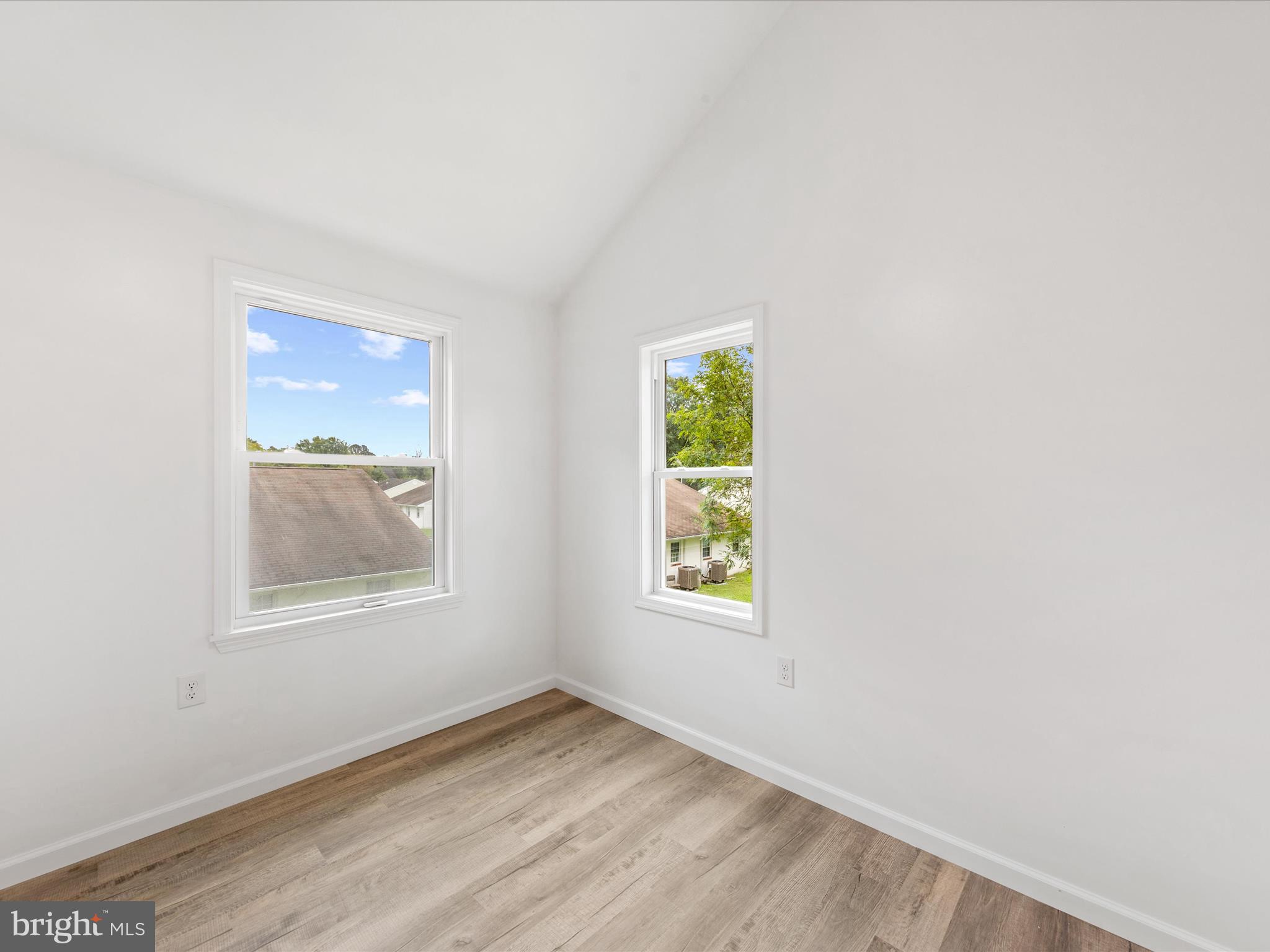 700 Moores Avenue Cambridge, MD 21613 - Photo 28 of 44 Bedroom 3 view