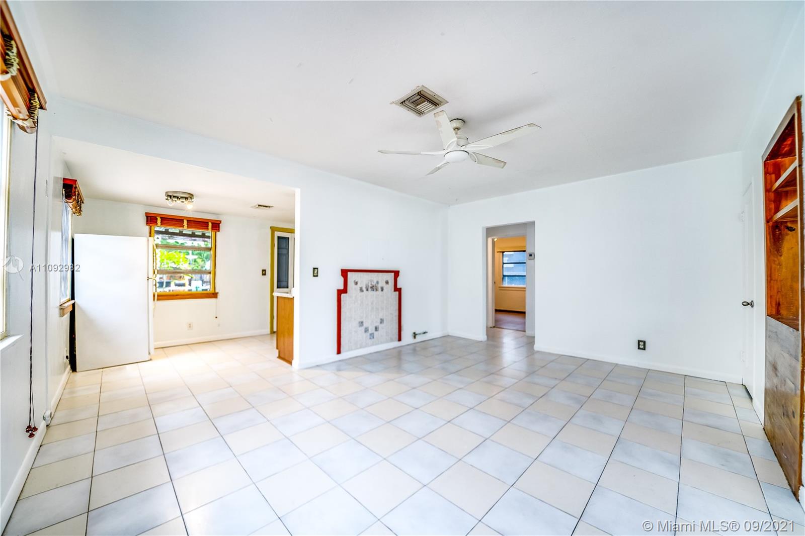 209 Southwest 5th Street Dania Beach, FL 33004 - Photo 13 of 20 a view of an empty room