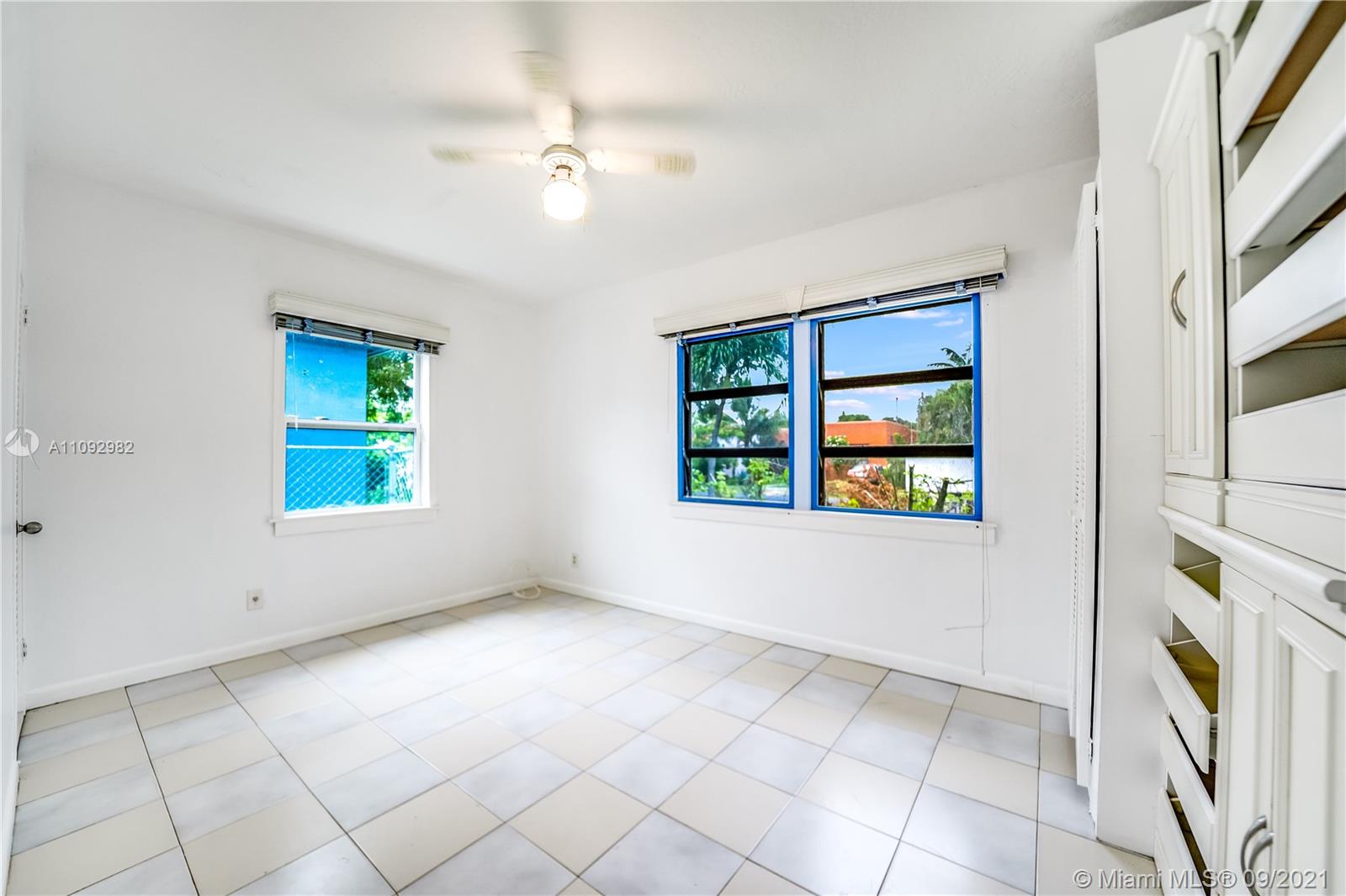 209 Southwest 5th Street Dania Beach, FL 33004 - Photo 20 of 20 an empty room with windows