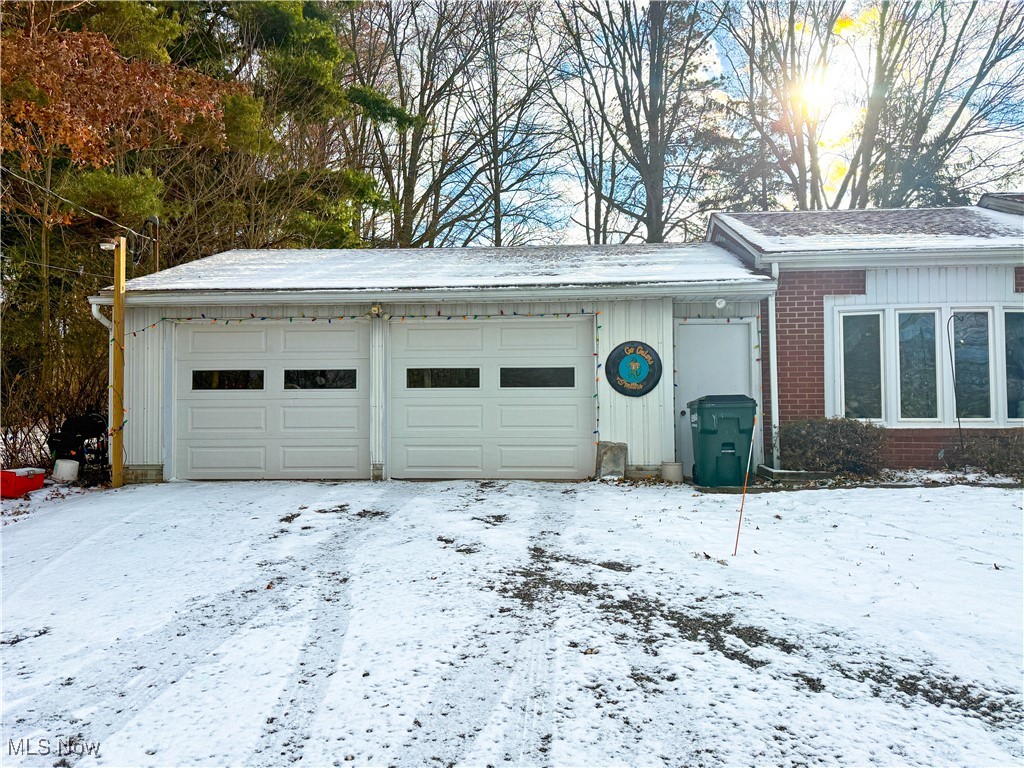 31085 Georgetown Road Salem, OH 44460 - Photo 2 of 50 View of snow covered garage