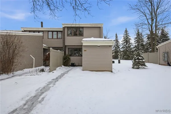 $2,200 | 1406 Netherton Court, Amherst, NY 14051