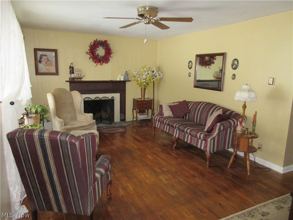 1632 Edgefield Road Lyndhurst, OH 44124 - Photo 5 of 20
