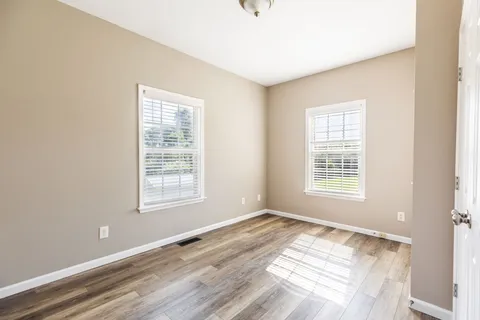 $434,999 | 2373 Hampshire Pike, Columbia, TN 38401
