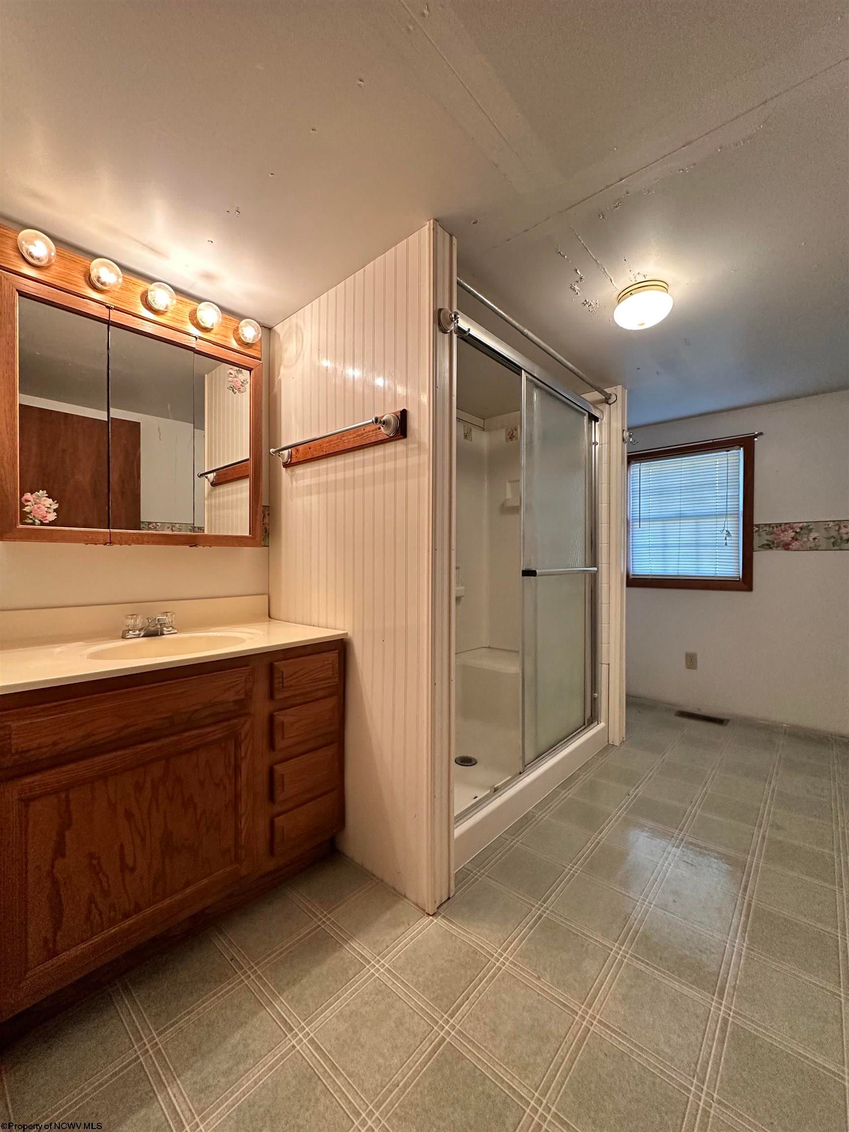 394 Powell Road Fairmont, WV 26554 - Photo 11 of 21 Gallery Image 11