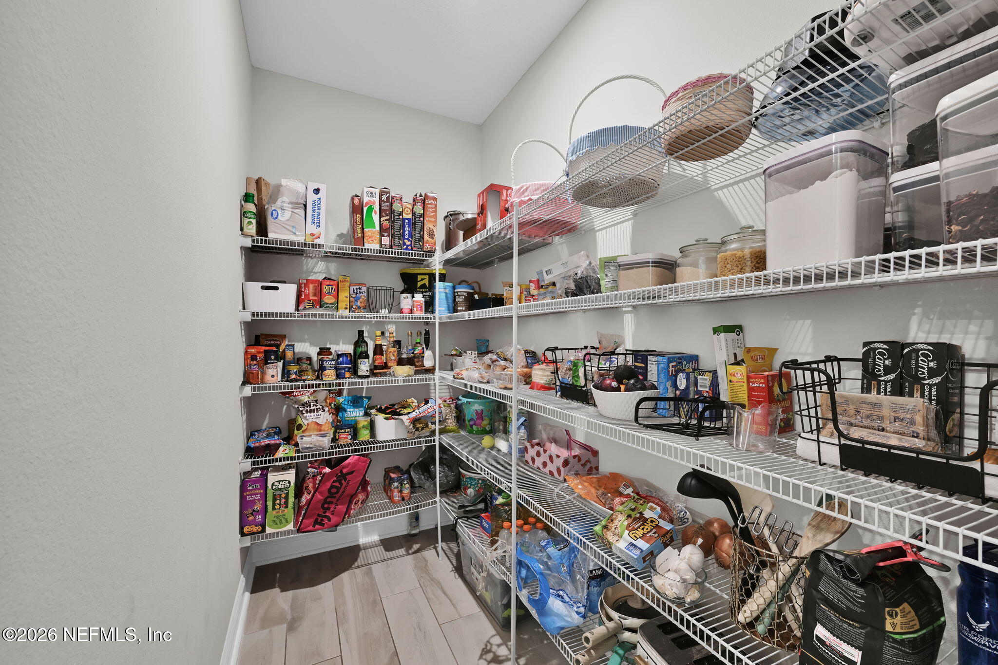 4050 Coyote Court Middleburg, FL 32068 - Photo 25 of 93 Pantry