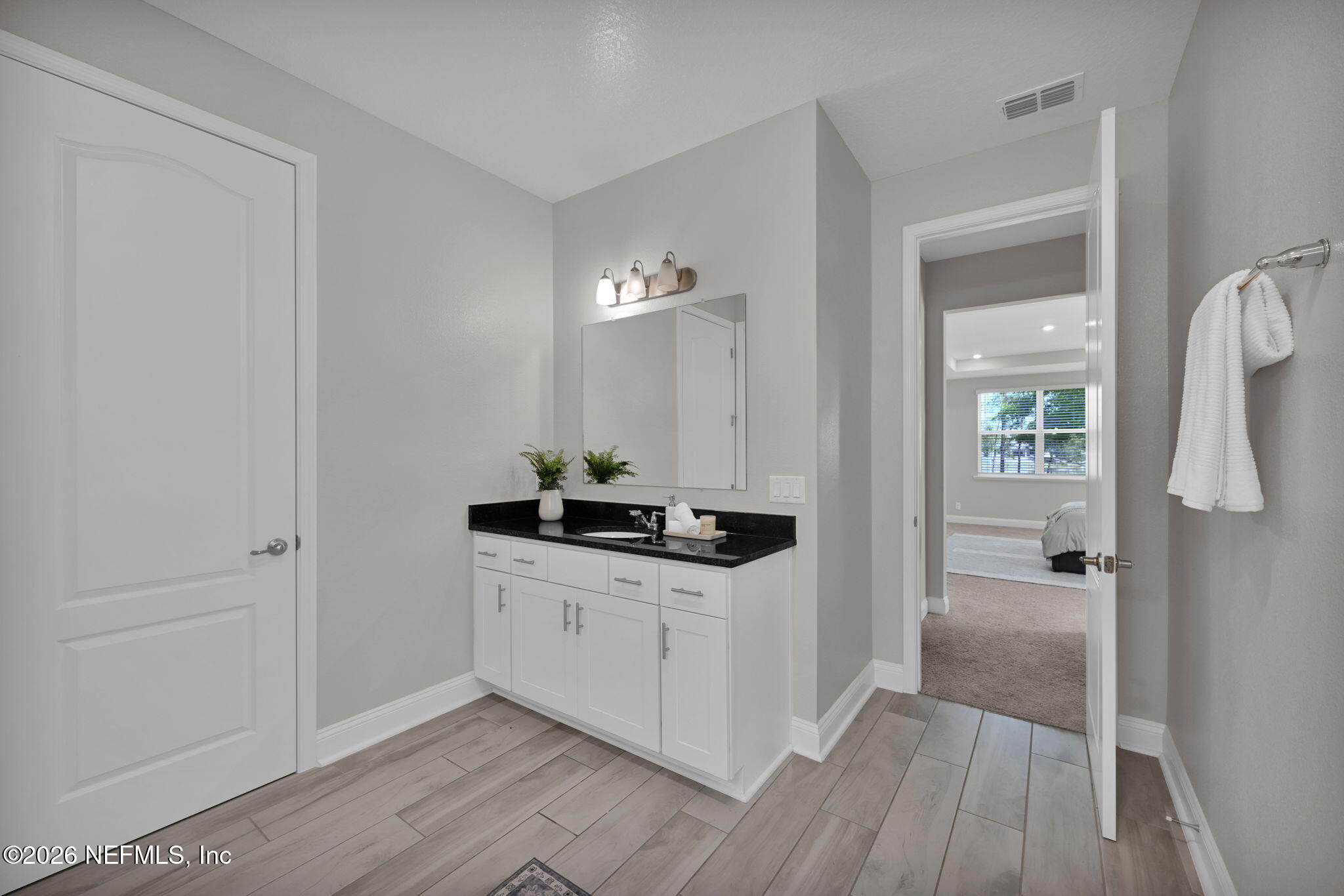 4050 Coyote Court Middleburg, FL 32068 - Photo 36 of 93 Owner's Suite - Ensuite Bath