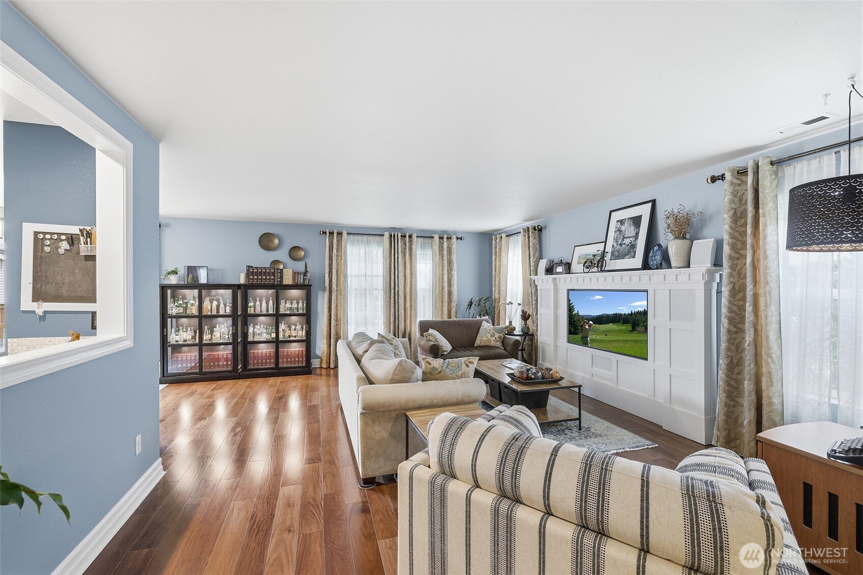 305 Lynnwood Avenue Southeast Renton, WA 98056 - Photo 8 of 28