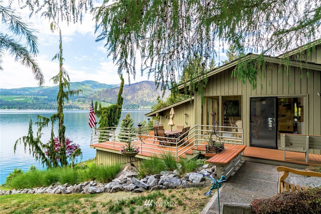 61 Washut Lane Manson, WA 98831 - Photo 5 of 25