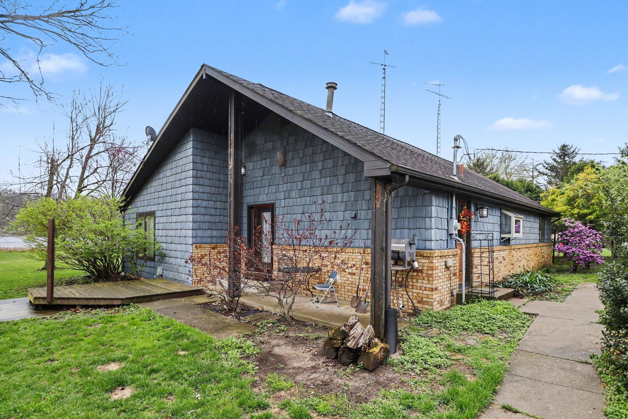 28573 Maystead Road Sturgis, MI 49091 - Photo 11 of 27 002_file_4901