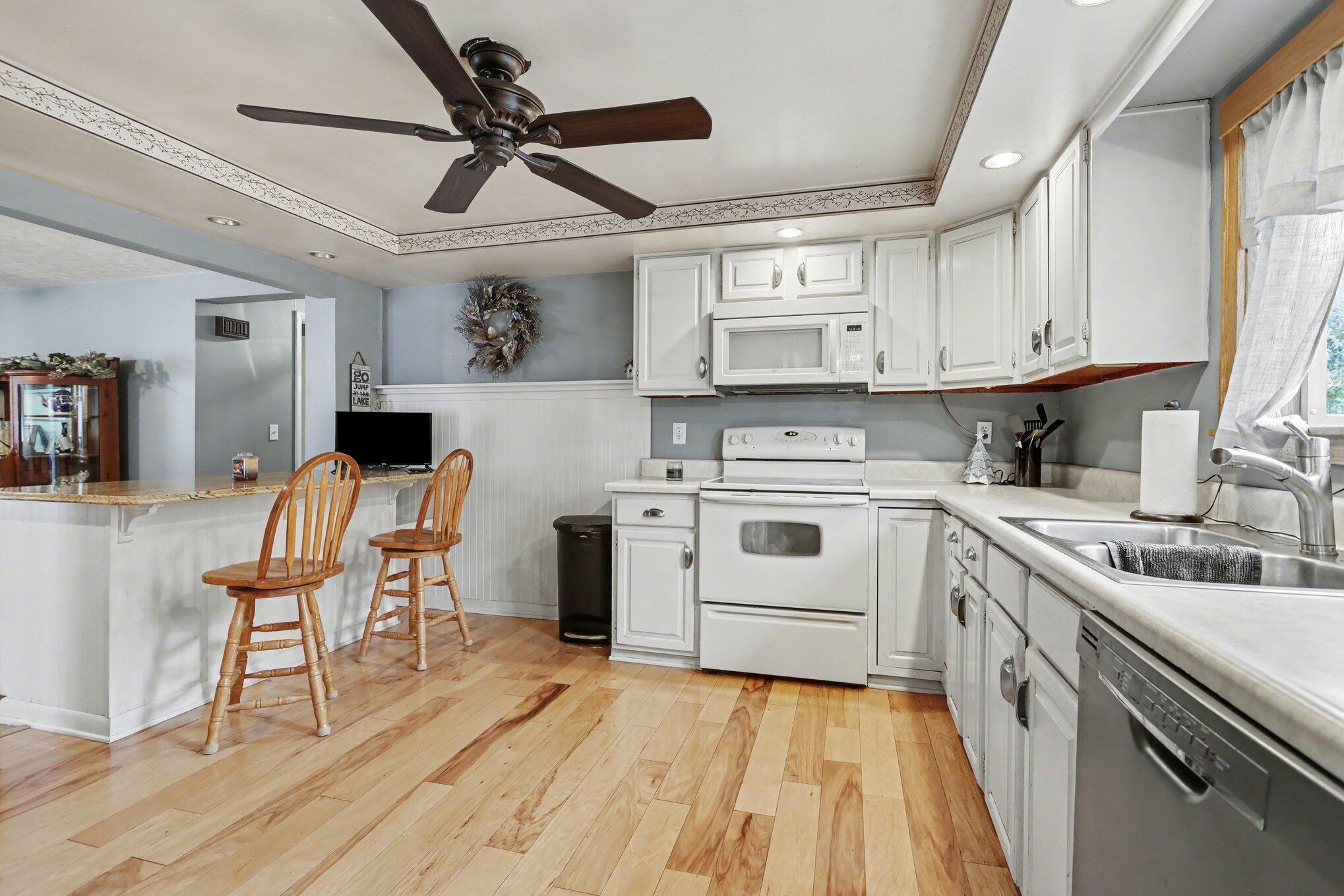 28573 Maystead Road Sturgis, MI 49091 - Photo 20 of 27 007_file_1474