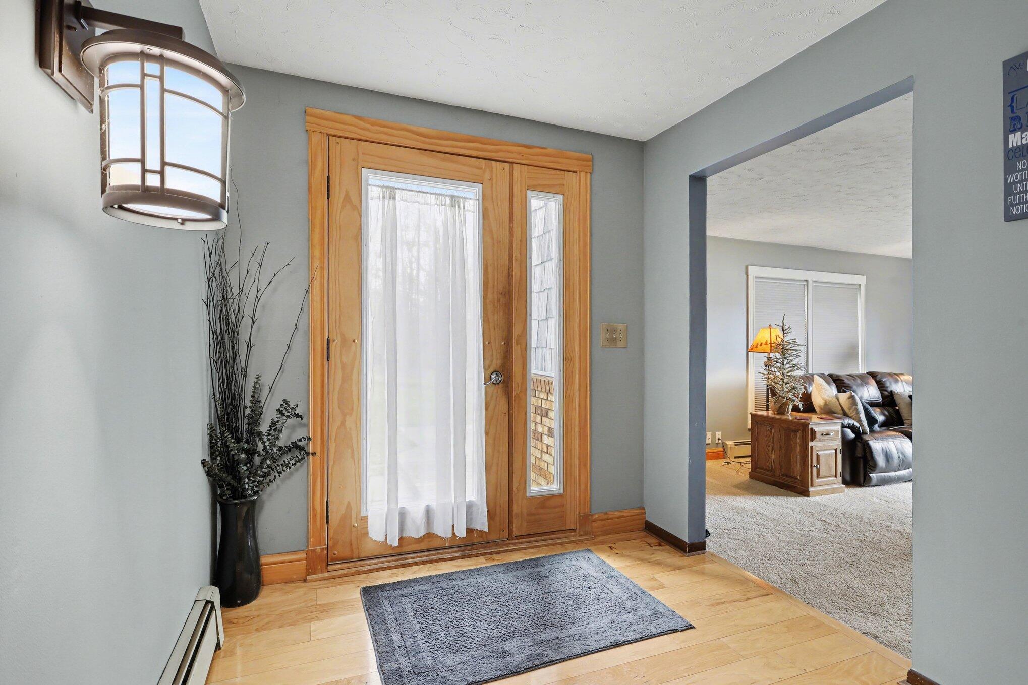 28573 Maystead Road Sturgis, MI 49091 - Photo 6 of 27 004_file_8424