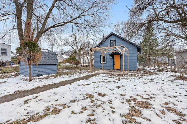 $109,800 | 3802 Fairfield Avenue, Fort Wayne, IN 46807