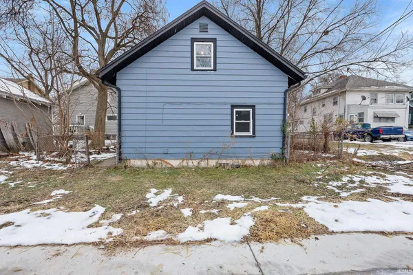 $109,800 | 3802 Fairfield Avenue, Fort Wayne, IN 46807