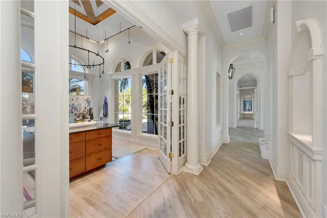 $6,500,000 | 15102 Frescott Way, Naples, FL 34110