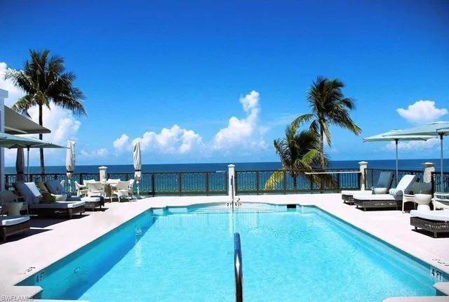 $6,500,000 | 15102 Frescott Way, Naples, FL 34110