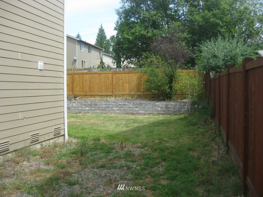 5008 Northeast 5th Place Renton, WA 98059 - Photo 18 of 24 Gallery Image 18
