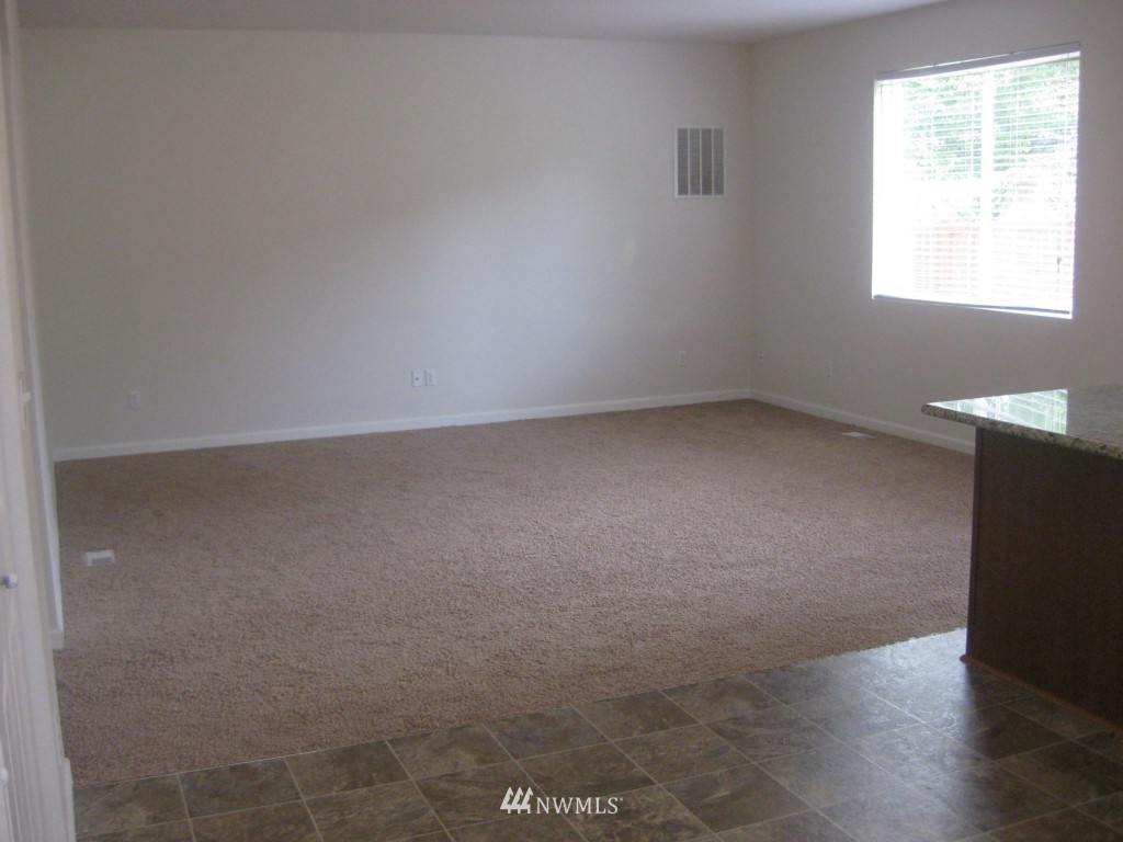 5008 Northeast 5th Place Renton, WA 98059 - Photo 21 of 24 Gallery Image 21