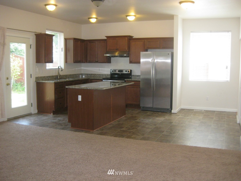 5008 Northeast 5th Place Renton, WA 98059 - Photo 22 of 24 Gallery Image 22