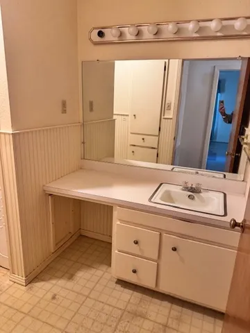 $189,500 | 1205 Ford Street, Llano, TX 78643