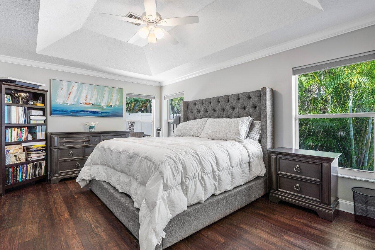 6454 Foster Street Jupiter, FL 33458 - Photo 15 of 34 015-6454FosterStreet-Jupiter-FL-33458-SM