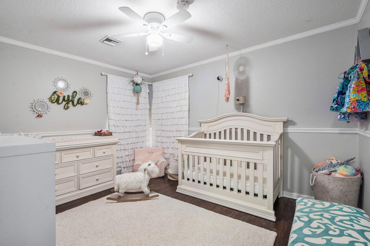 6454 Foster Street Jupiter, FL 33458 - Photo 22 of 34 022-6454FosterStreet-Jupiter-FL-33458-SM