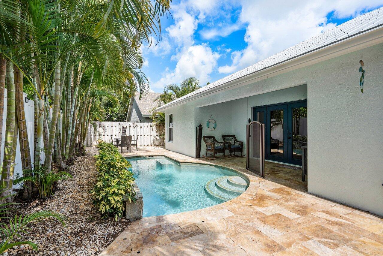 6454 Foster Street Jupiter, FL 33458 - Photo 26 of 34 027-6454FosterStreet-Jupiter-FL-33458-SM