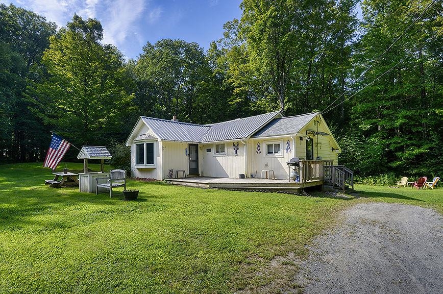 552 Valley Road Walpole, NH 03608 - Photo 18 of 25