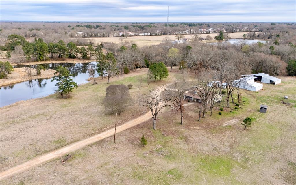 509 County Road 35985 Powderly, TX 75473 - Photo 5 of 37