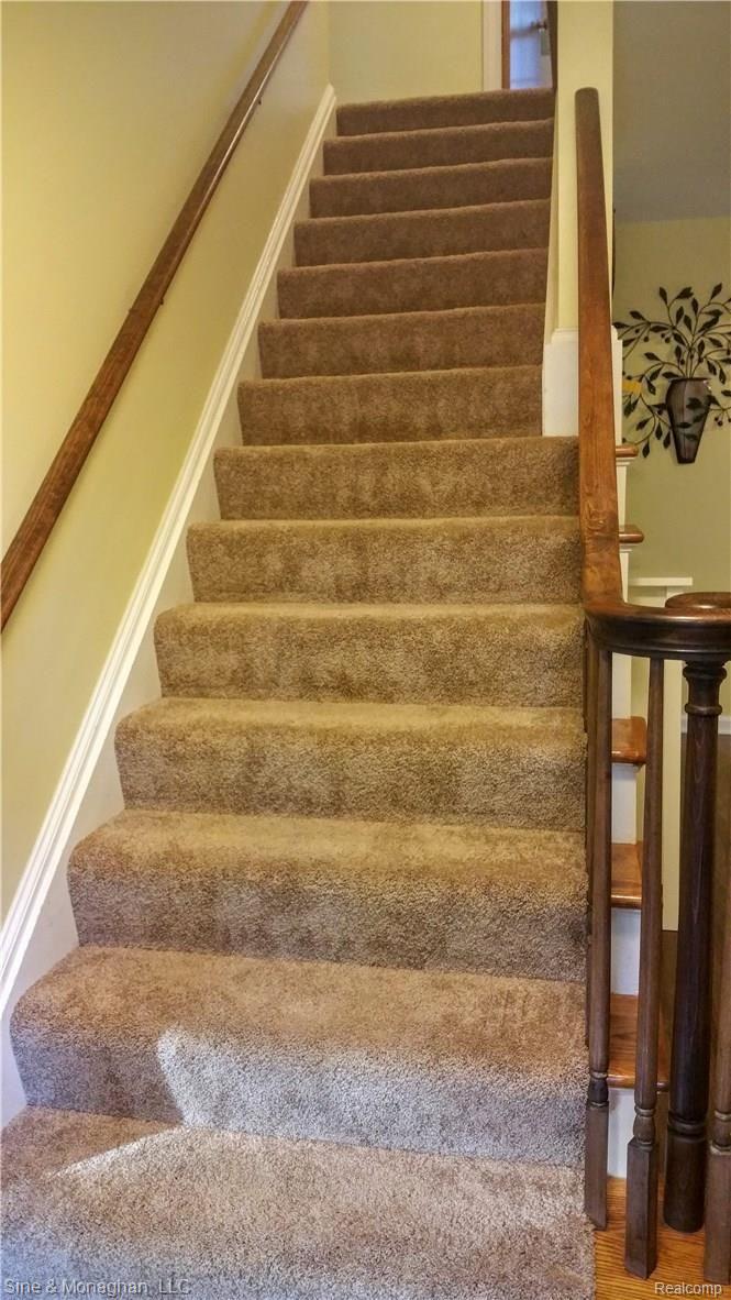 1862 Severn Road Grosse Pointe, MI 48236 - Photo 17 of 47 20150918_172742.jpg