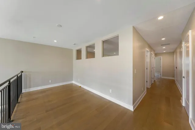 $6,400 | 1701 16th Street North, Unit 344, Arlington, VA 22209