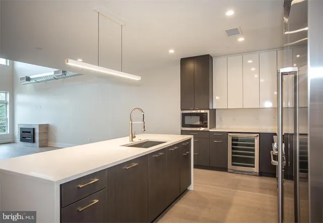 $6,400 | 1701 16th Street North, Unit 344, Arlington, VA 22209