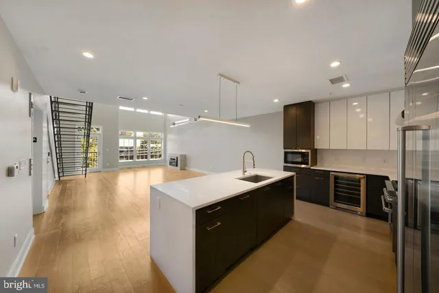 $6,400 | 1701 16th Street North, Unit 344, Arlington, VA 22209