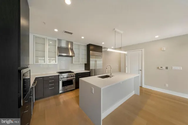 $6,400 | 1701 16th Street North, Unit 344, Arlington, VA 22209