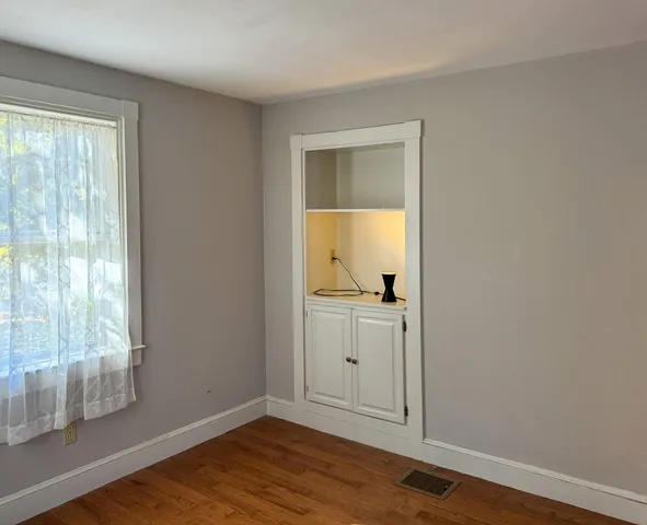 $229,000 | 339 Essex Street, Bangor, ME 04401