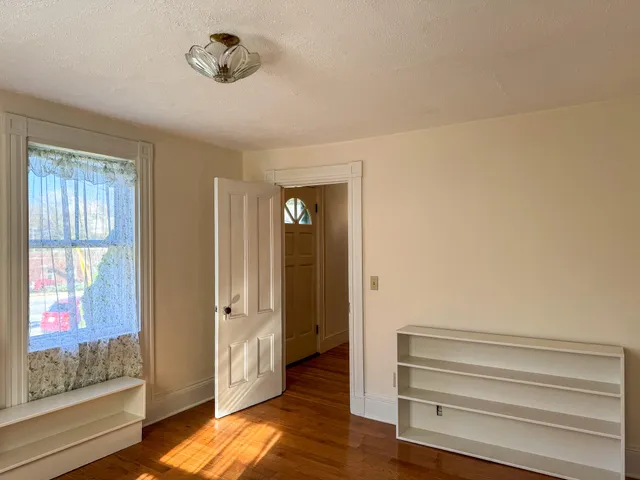 $229,000 | 339 Essex Street, Bangor, ME 04401