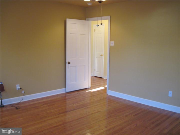 7631 Levis Road Cheltenham, PA 19012 - Photo 17 of 25 Gallery Image 17