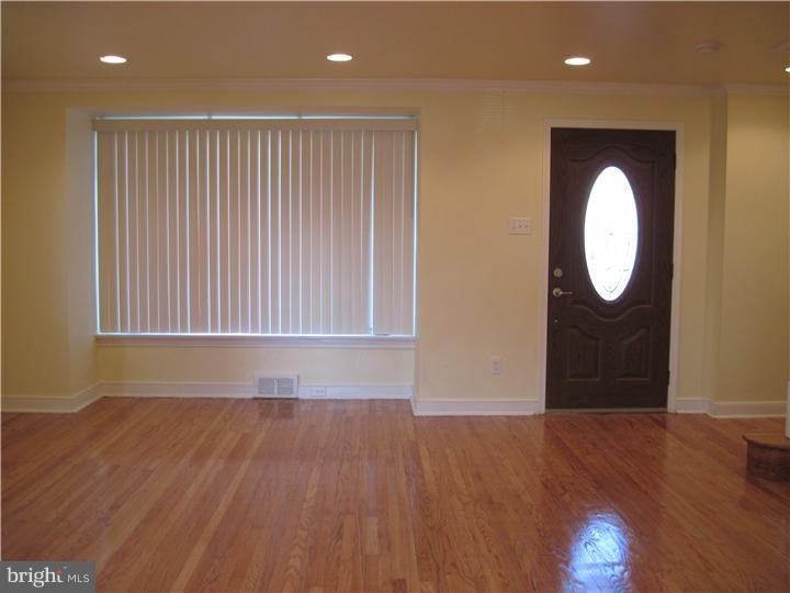 7631 Levis Road Cheltenham, PA 19012 - Photo 4 of 25 Gallery Image 4