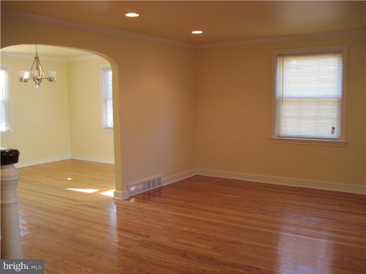7631 Levis Road Cheltenham, PA 19012 - Photo 5 of 25 Gallery Image 5