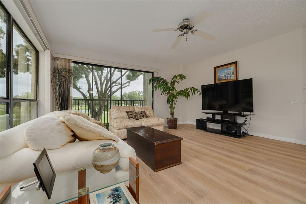 700 Starkey Road, Unit 323 Largo, FL 33771 - Photo 8 of 34 Gallery Image 8