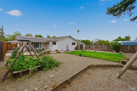 $649,000 | 2529 Merced Street, Napa, CA 94558