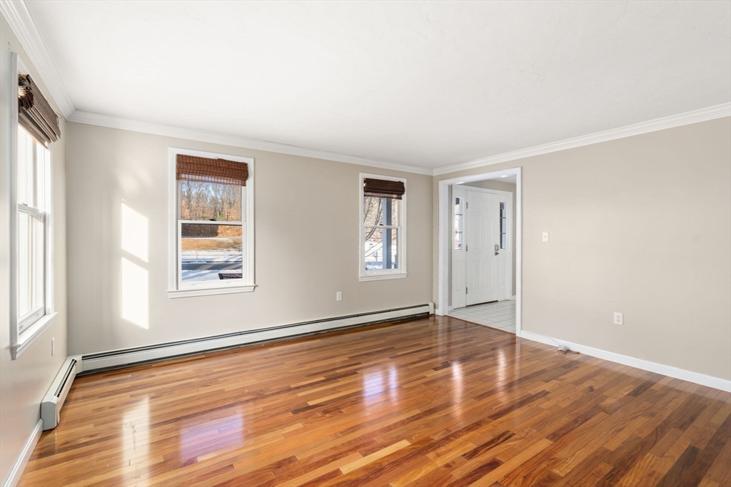 45 Ireta Road Shrewsbury, MA 01545 - Photo 9 of 42 Gallery Image 9
