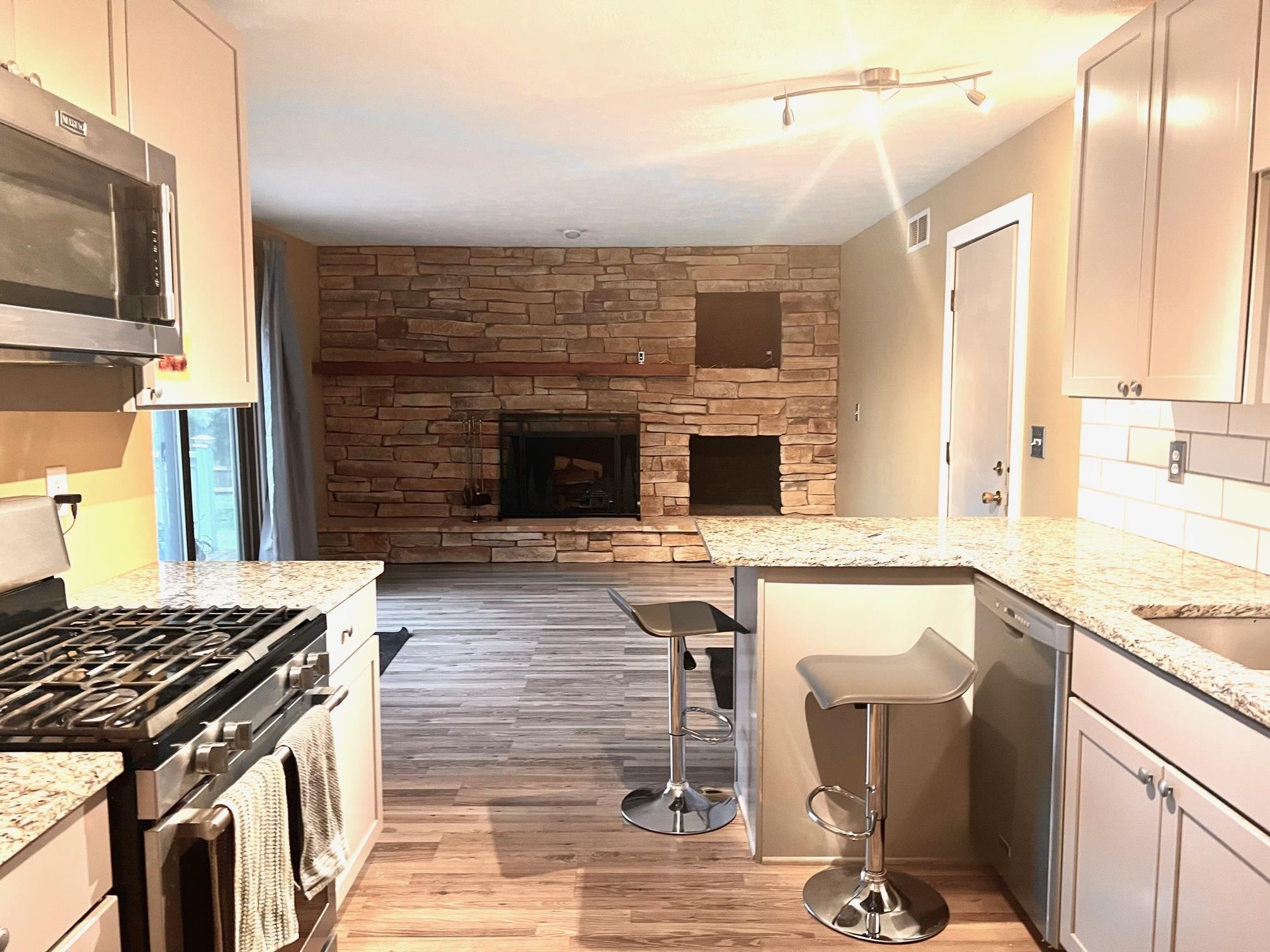 1029 Aldrin Road Rockton, IL 61072 - Photo 9 of 27 Gallery Image 9